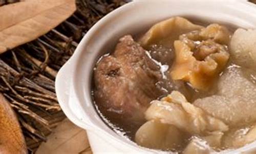 花胶汤放什么药材比较好喝一点-花胶汤加什么材料好