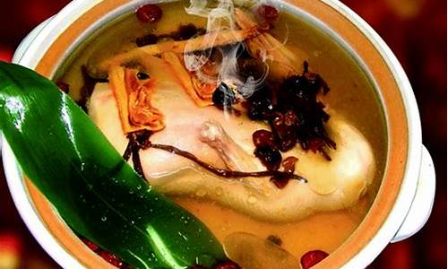 花胶汤加什么材料好最好-花胶汤放什么材料好